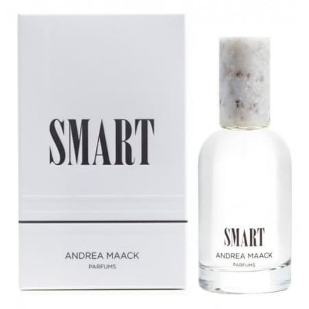 Andrea Maack Smart